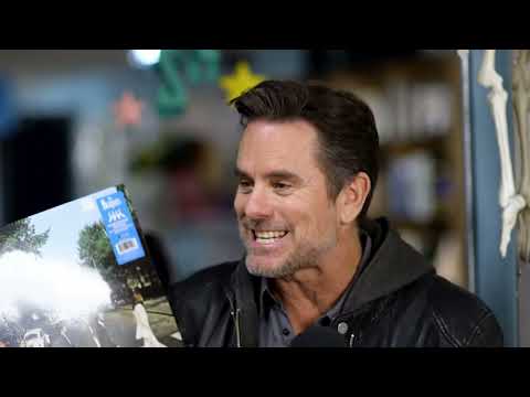 Charles Esten's Favorite Albums | Vinyl Obsession Podcast