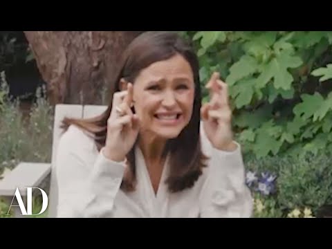 Jennifer Garner Is Hoping Her Owl Box Gets Some Visitors