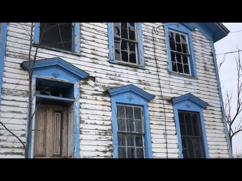 138 Year Old Abandoned Farm House - I Hesitated To Go Down Into The Basement!