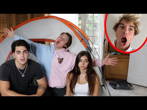 CAMPING IN BEST FRIENDS ROOM EP. 3