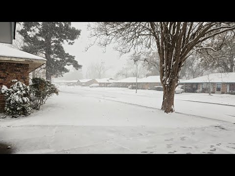 It's Snowing hard in South Louisiana.