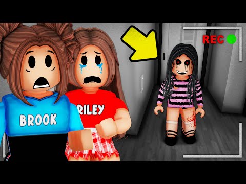 We Caught A LITTLE GIRL On Our SECURITY CAMERA In Roblox Snapchat!!