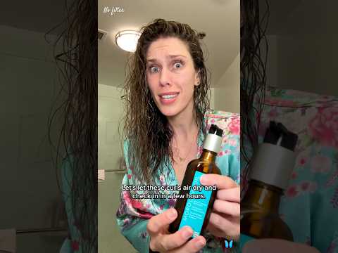 Testing The VIRAL MoroccanOil On My Curly Hair: Hair Treatment: #haircare #moroccanoil #hairproduct