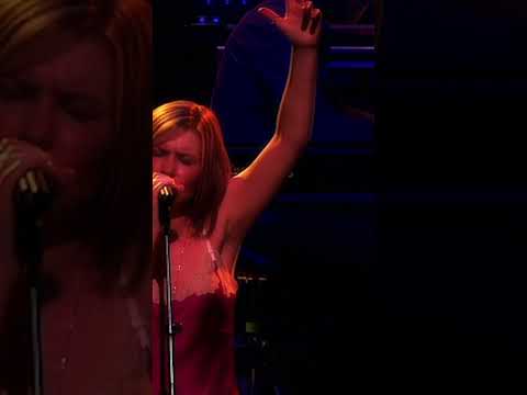 One of Dido's Most Iconic Songs! 🏳️ | Live at Brixton Academy | Front Row Music