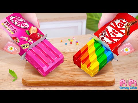 Fantastic KITKAT Cake Desserts💘How to Make Miniature Rainbow Vs Strawberry Cake🌈Pipi Yummy Cake