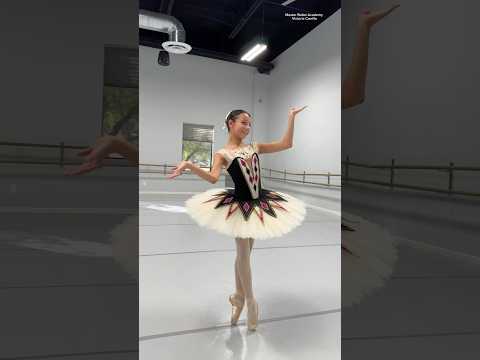 🩰✨ #ballerinas #ballet #balletdancer #dancer #dance #viral #youngtalent #fyp #viralvideo