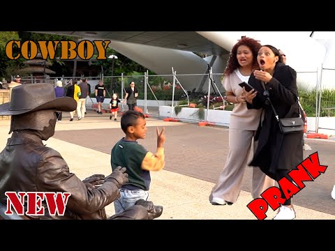 #cowboy_prank in Brisbane city. this week had so much fun , hope you enjoy it.