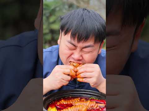 Today both bowls are sausages, guess whose one tastes good?  #mukbang    #food     #delicious