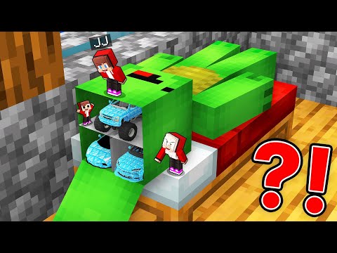 JJ Family Found a Secret Car Base Inside Mikey in Minecraft (Maizen)