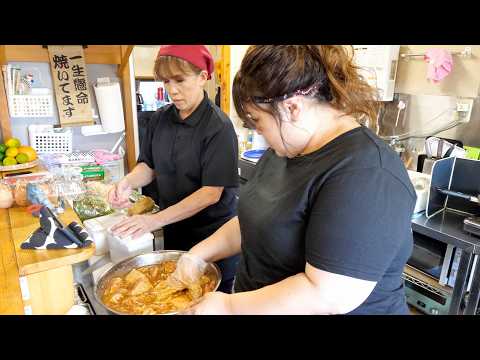 Takoyaki for JPY 150! A Day in a Local Takoyaki Shop Run by a Mother and Daughter!