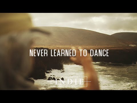 Medium Build - Never Learned to Dance (Lyrics)