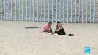 'Pinky promises' in Tijuana: separated families at the Mexico-US border