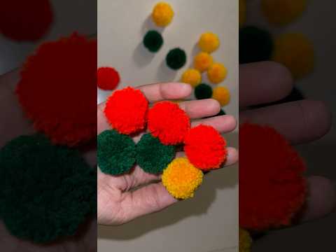 Itne sare POM POM bana liye #pompom #craft #diyideas #diy #artsandcrafts #trending #creative