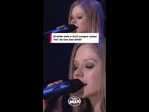 Já tinha visto a Avril Lavigne cantando esse hit?