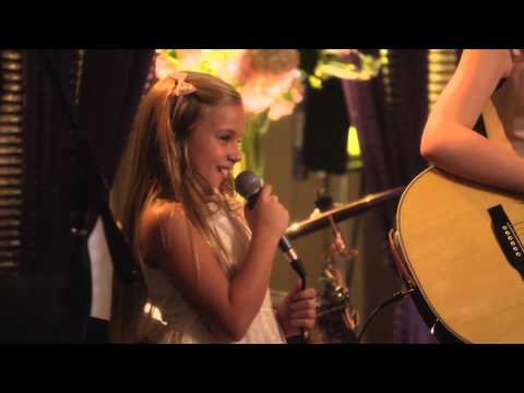 Nashville: "Share With You" by Lennon & Maisy Stella (Maddie & Daphne)