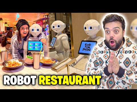 Resturant With No Humans 😱 | Robot Restaurant In Japan 🇯🇵 | Japan Waqai Hum Se 50 Saal Agay Hai 😍