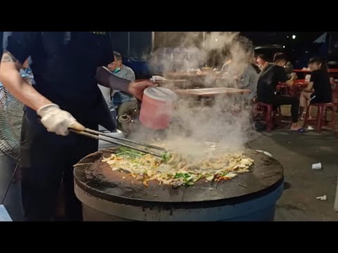 TAIWANESE STREET FOOD | HUWEI NIGHT MARKET 夜间市场