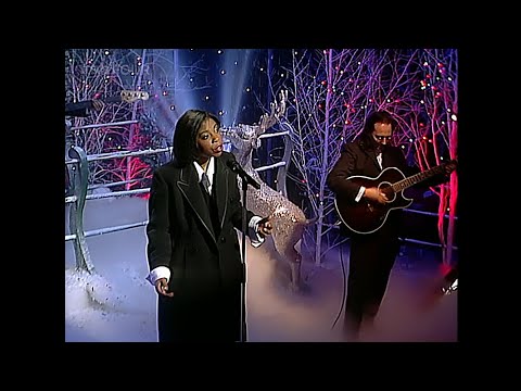 [CHRISTMAS TOTP] 1992 - Tasmin Archer - Sleeping Satellite [Remastered]