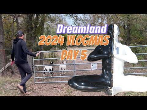 2024 Vlogmas Day 5 | Dreamland w/ Giveaway!