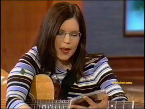 LISA LOEB has FUN with HOWIE