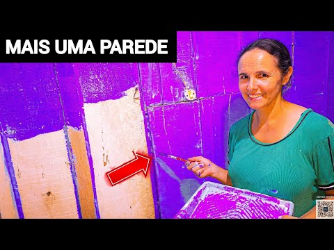 INICIAMOS A PINTURA DE UMA PAREDE DO BANHEIRO NA CASINHA !