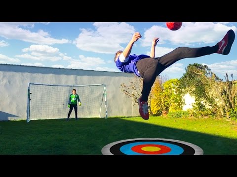 BICYCLE KICK FOOTBALL CHALLENGE