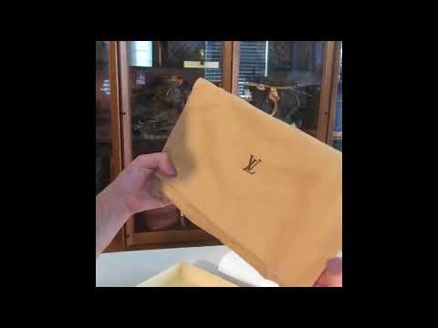 Special unboxing for my favorite Junior Relover!