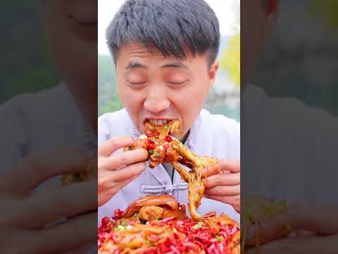 This is the spicy pork feet that Ermao wants🔥#chinesecuisine   #mukbang   #food    #delicious  #asmr