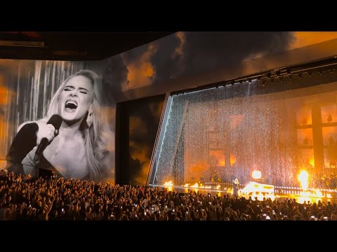 Adele - Set Fire To The Rain (Live in Las Vegas)