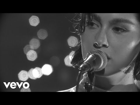 Gracie Abrams - I should hate you (The Tonight Show Starring Jimmy Fallon)