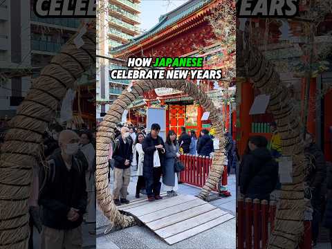 How Japanese Celebrate New Years!  🤯