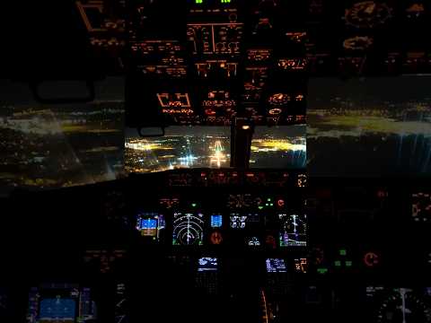 Boeing 737-800 Cockpit Night Landing Jumpseat #Boeing #Boeing737 #Cockpit #aviation #avgeek