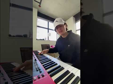 Trying to play an impossible @arturosandoval6767 solo #piano #omarito #berklee #music