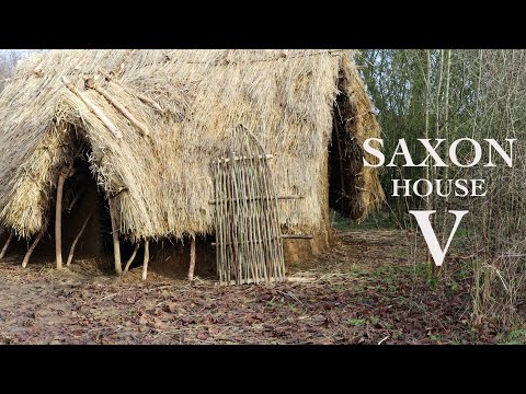 Building an Anglo-Saxon Pit House with Hand Tools - Part V | Medieval Primitive Bushcraft Shelter