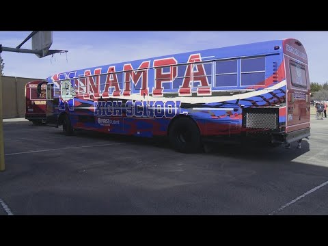 Nampa School District unveils newly wrapped buses