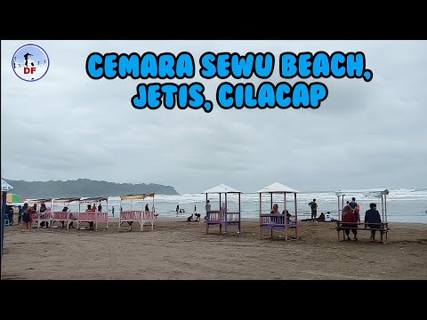 Pantai Cemara Sewu Jetis Cilacap, Pasir Pantainya Bersih Cocok Buat Bermain