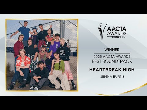 Stephen Curry presents Heartbreak High the AACTA Award for Best Soundtrack