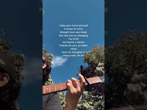 Stereo Hearts - Gym Class Hereos ft. Adam Levine 【 Guitar Fingerstyle Cover | Shorts 】