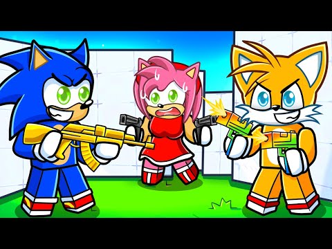 Sonic vs Tails vs Amy in Roblox!