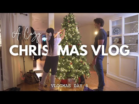 A COZY CHRISTMAS VLOG 🎄 thrifting for Christmas ornaments, decorating the tree