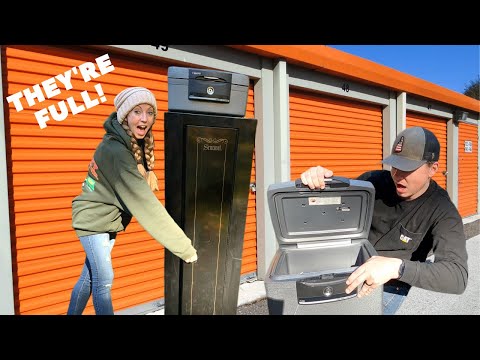 MULTIPLE ABANDONED SAFES FOUND IN A STORAGE UNIT!