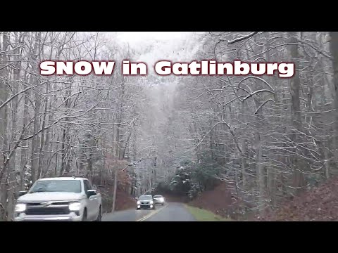 SNOW IN GATLINBURG....