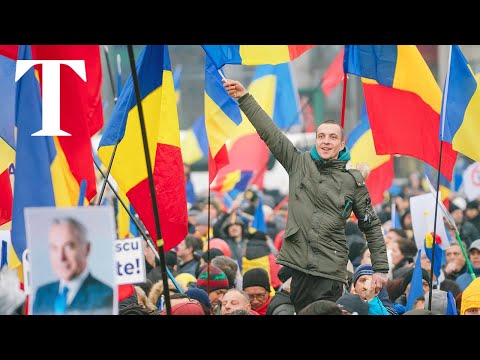 LIVE: Thousands protest in Romania amid Presidential court battle