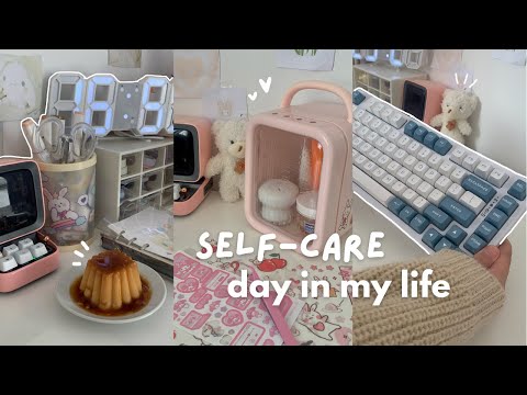 Self-care day 🍮 strawberry milk, night skincare, baking, cleaning, mechanical keyboard ft.epomaker