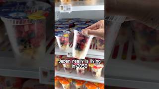 Smoothie-making robot at 7 Eleven in Japan pt.2 🫐🍓 #japan #tokyo #mukbang