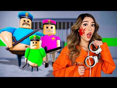 KAT ESCAPES POLICE FAMILY PRISON RUN IN ROBLOX (OBBY)