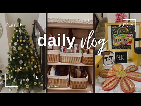 Xmas tree is up| Organise bathroom with me| Art & Craft | Festive Anxiety