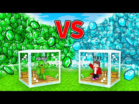 JJ's RICH and Mikey's POOR GLASS Bunker vs DIAMOND and EMERALD Doomsday Battle in Minecraft - Maizen