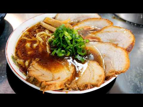 Only One Man Operates a 12-Seat Ramen Shop! A Devilishly Addictive Ramen | Osaka Ramen Food