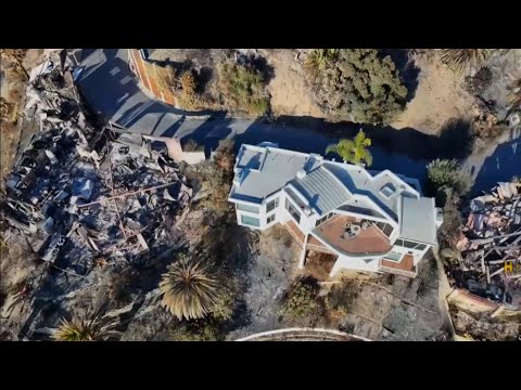 LIVE: Celebrity Homes Destroyed in Malibu (DRONE FOOTAGE)